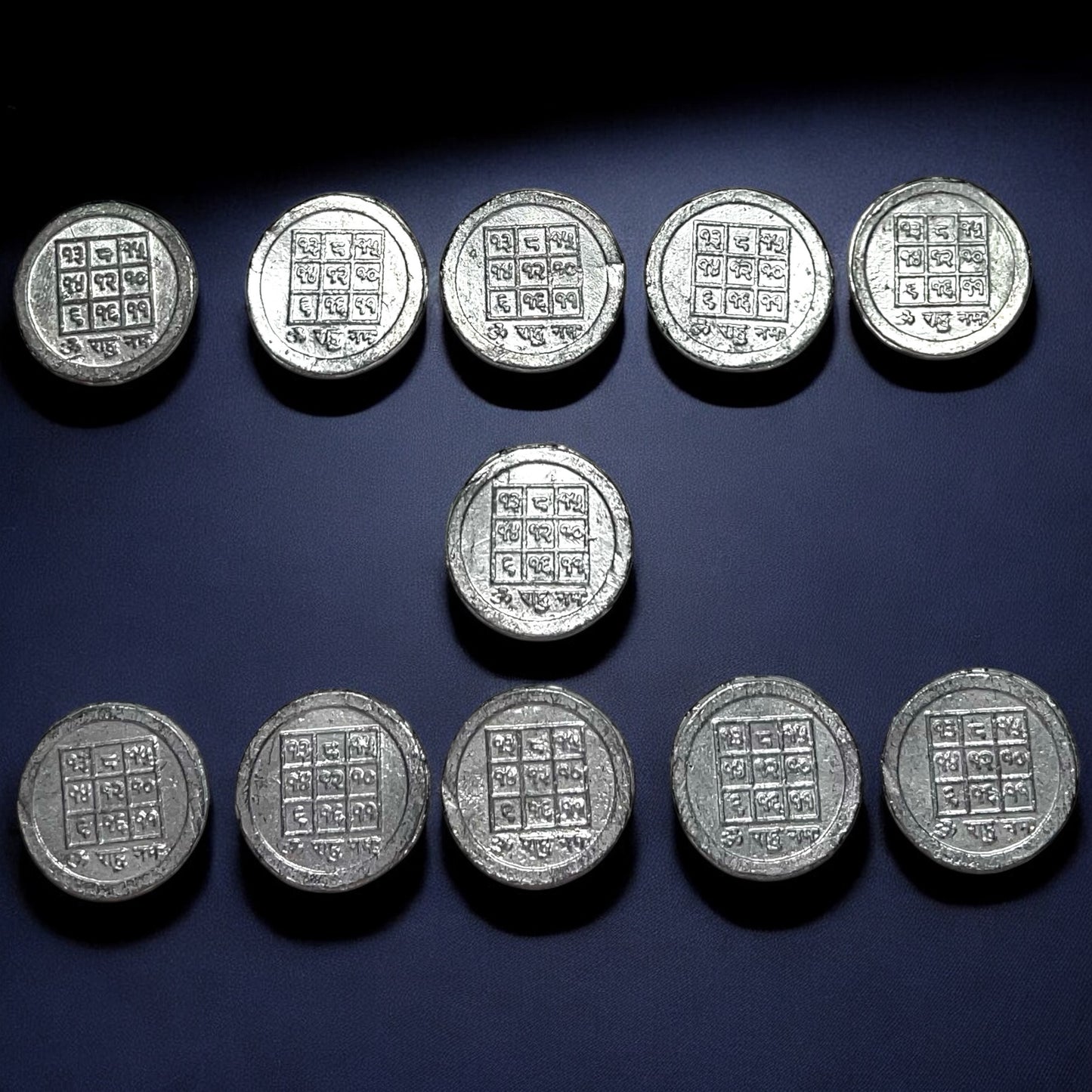 Rahu Shanti Yantra Lead Pieces