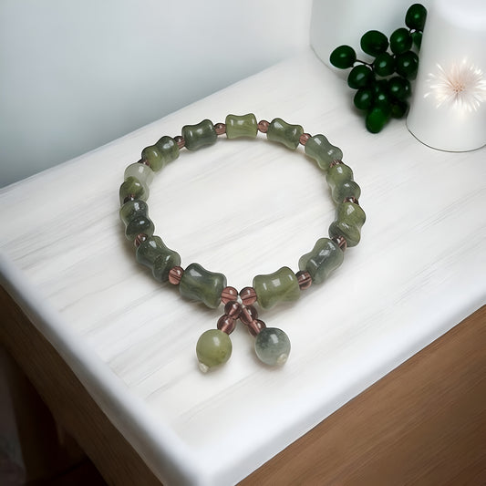 Natural Green Dongling Bracelet